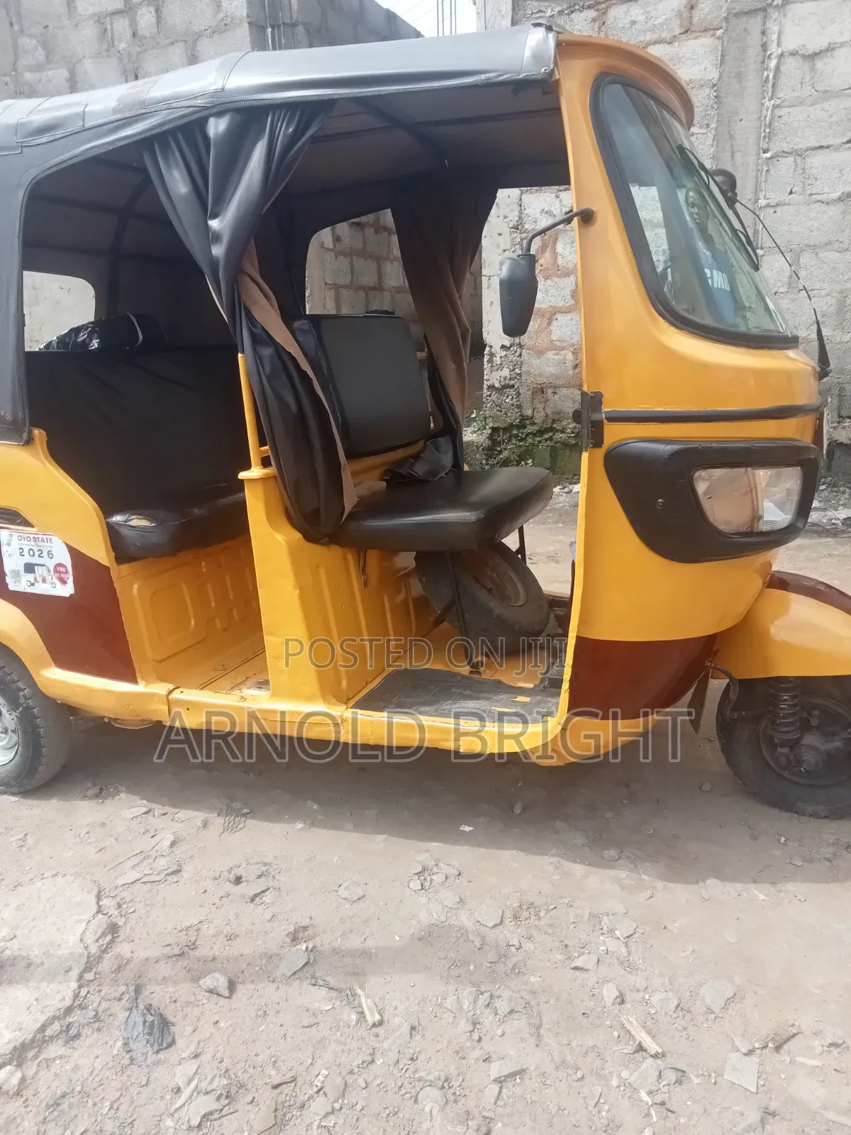 TVS 2022 Yellow