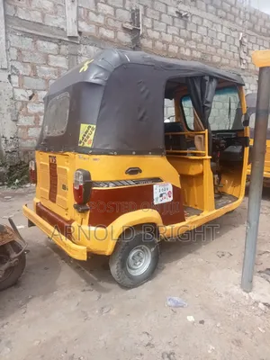 TVS 2022 Yellow
