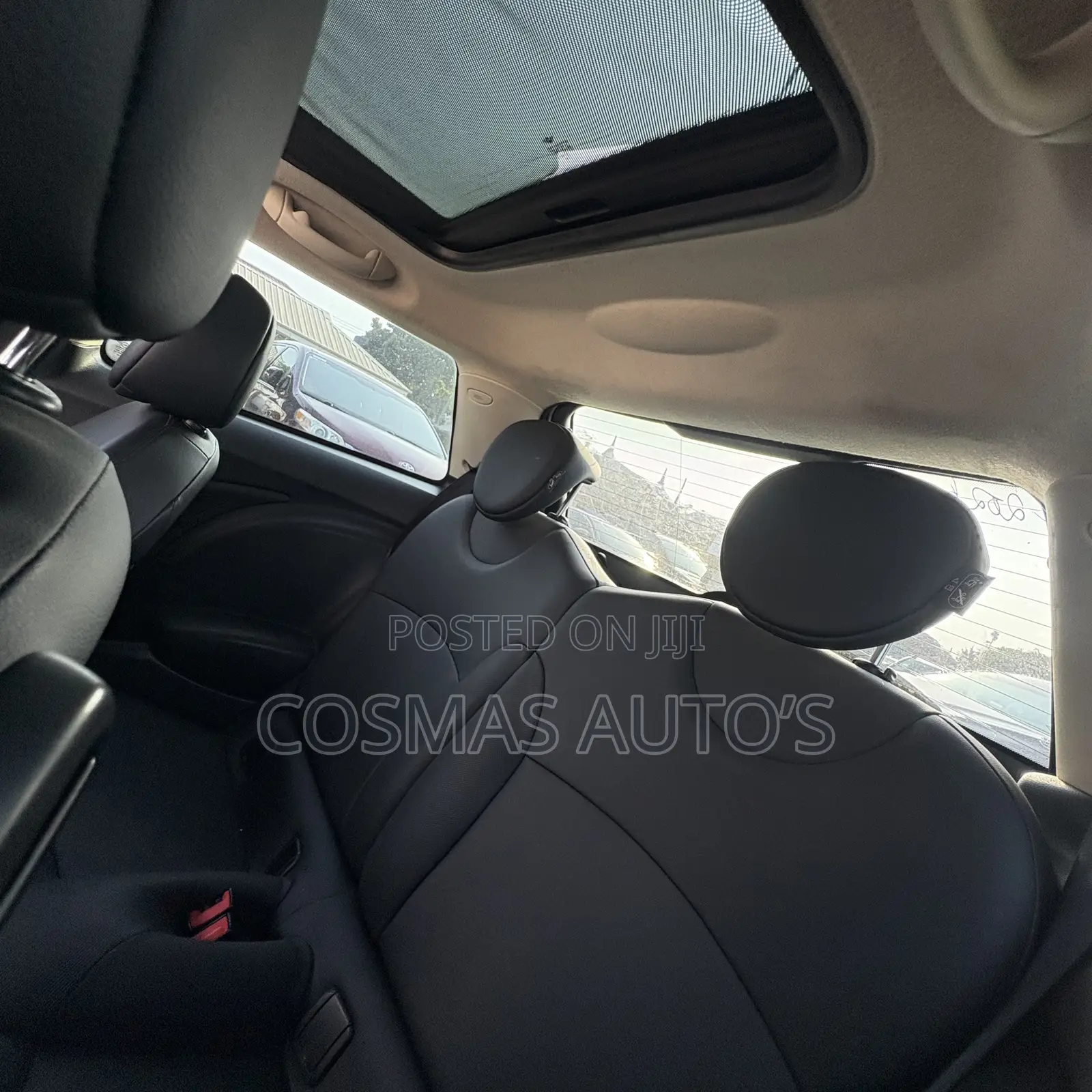 Mini Cooper 2012 White