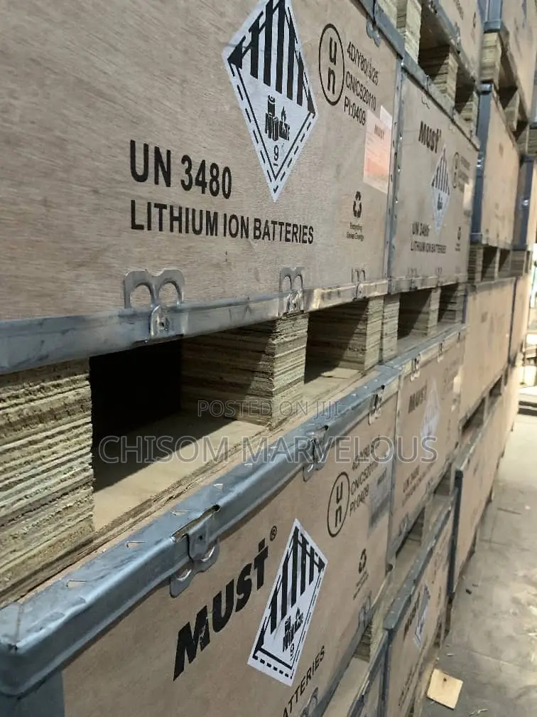 7.6 KWH Must Lithium Batteries