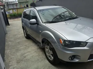Mitsubishi Outlander 2013 Silver