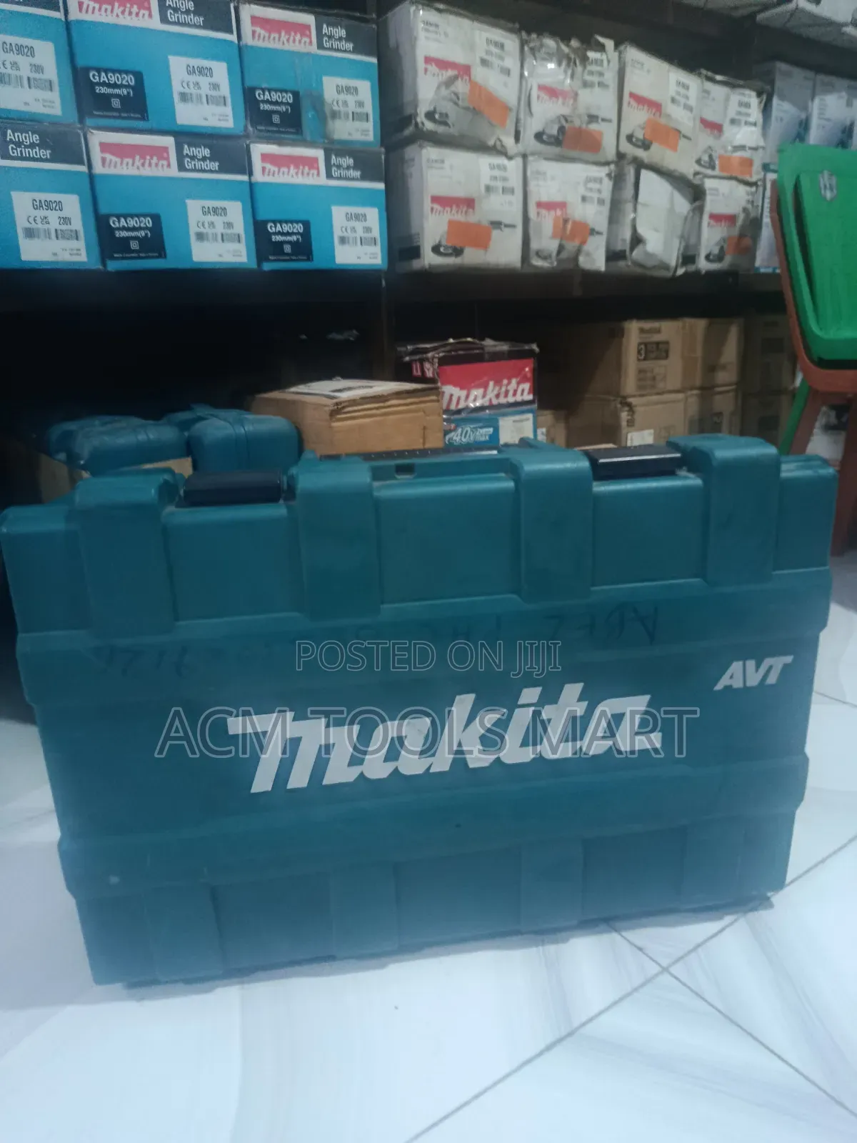 Makita Demolition Breaker
