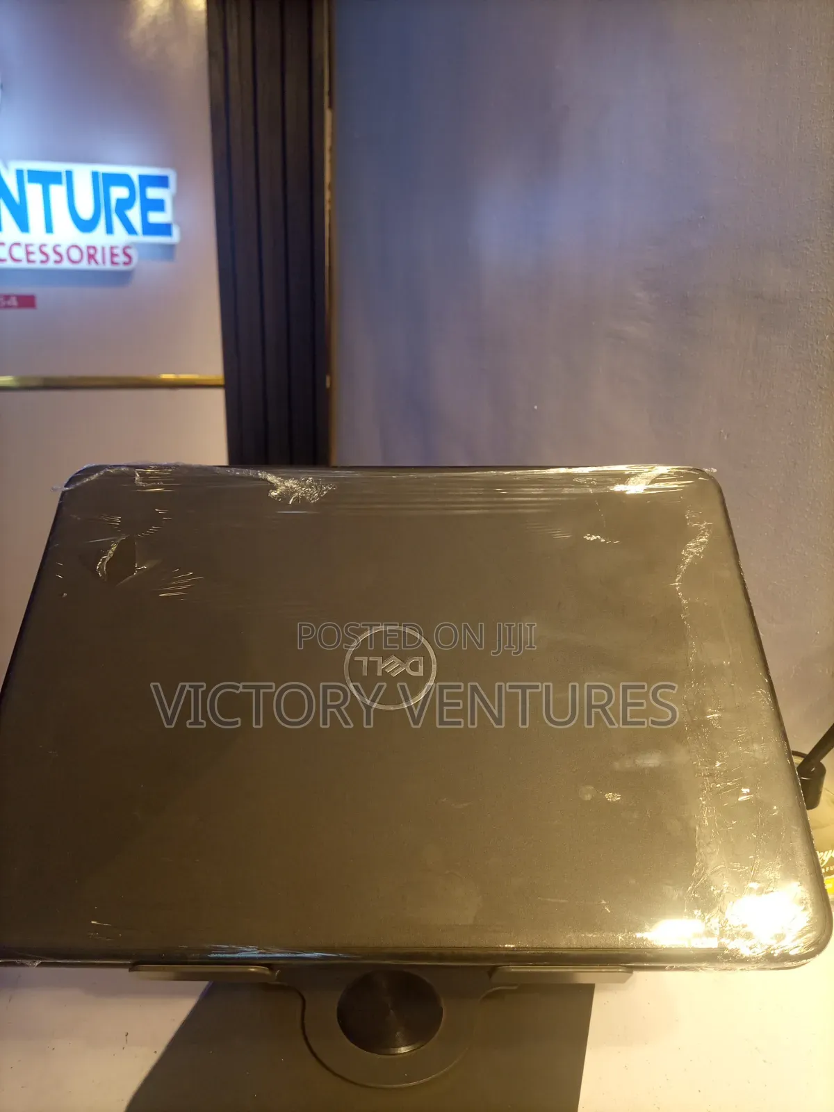 Laptop Dell Latitude 3300 8GB Intel Core i5 HDD 128GB
