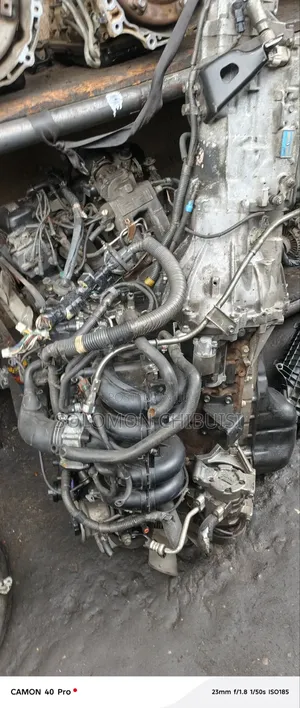 Toyota Hilux 2.7 Engine 2tr