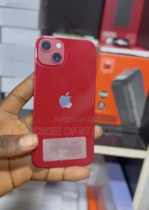 Apple iPhone 13 128 GB Red