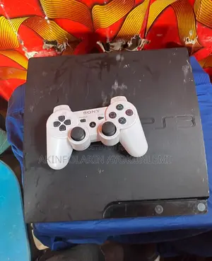 Play Station 3 Super Slim