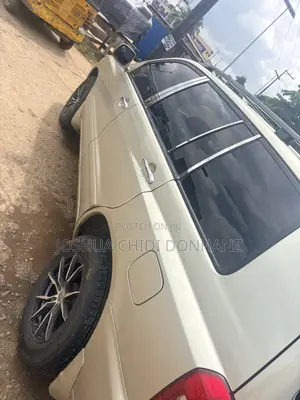 Toyota Highlander V6 FWD 2004 Gold
