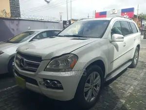 Mercedes-Benz GL-Class 2011 White