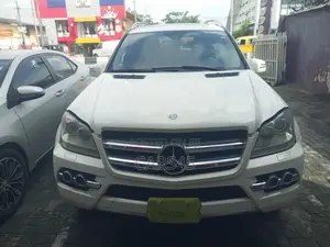 Mercedes-Benz GL-Class 2011 White