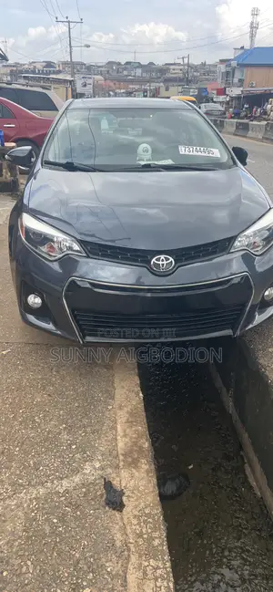Toyota Corolla S 4dr Sedan (1.8L 4cyl CVT) 2014 Blue