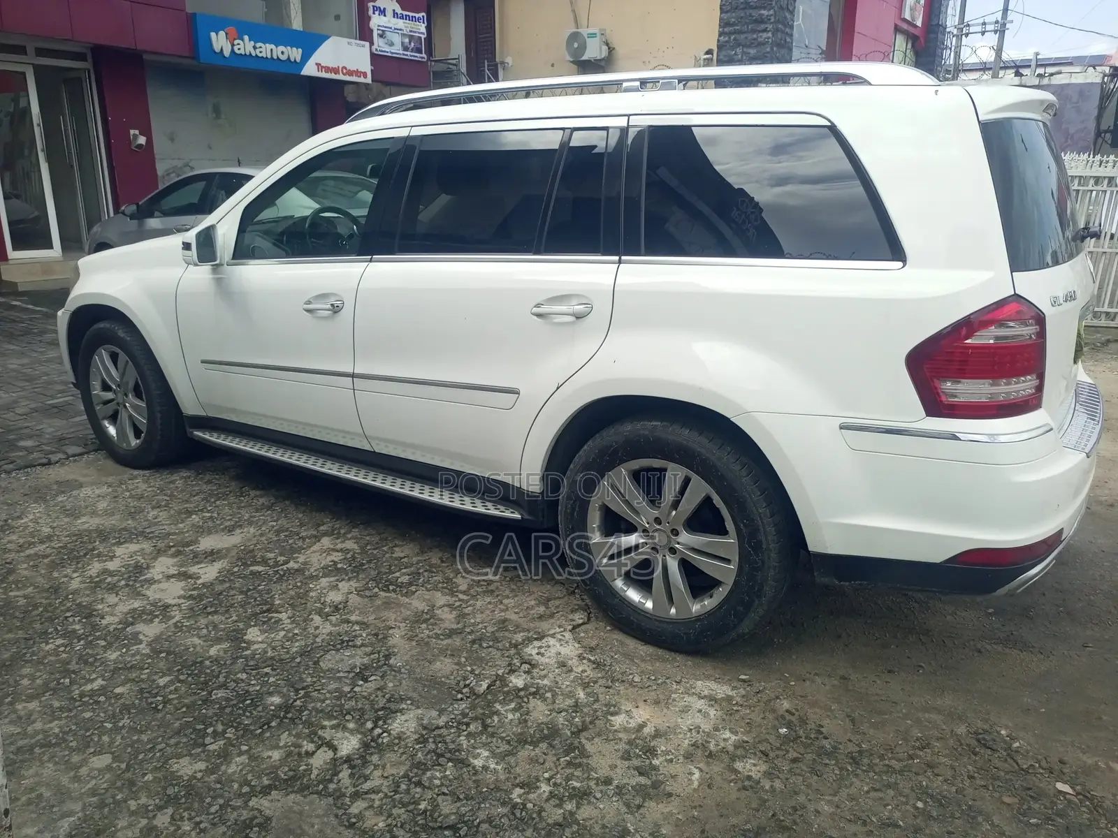 Mercedes-Benz GL-Class 2011 White