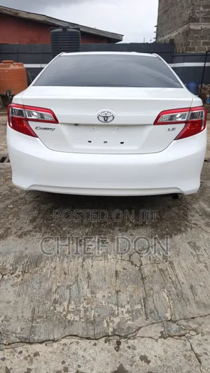 Toyota Camry 2014 White