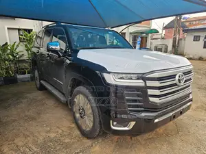 New Toyota Land Cruiser 2026 Black
