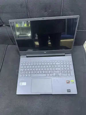 Laptop HP Victus 15 16GB AMD Ryzen 9 SSD 1T