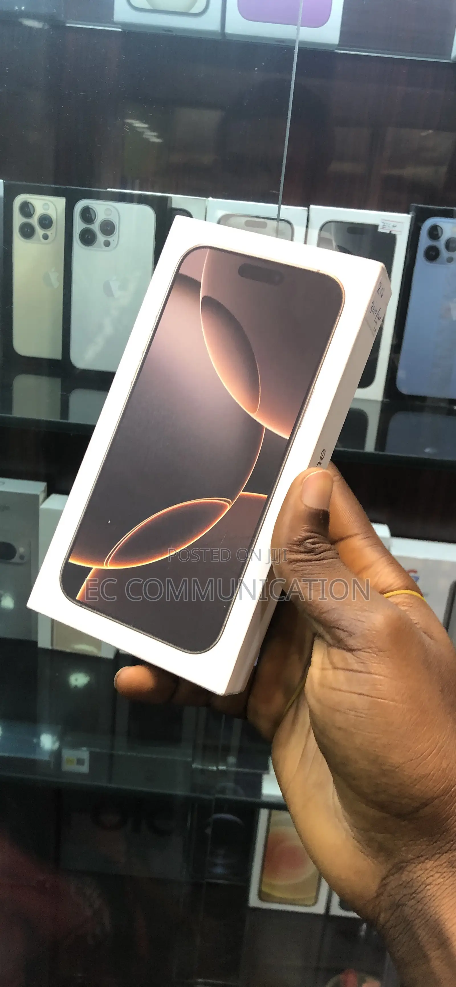 New Apple iPhone 16 Pro Max 256 GB Gold