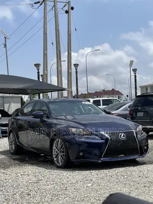 Lexus IS 250 4WD 2014 Blue