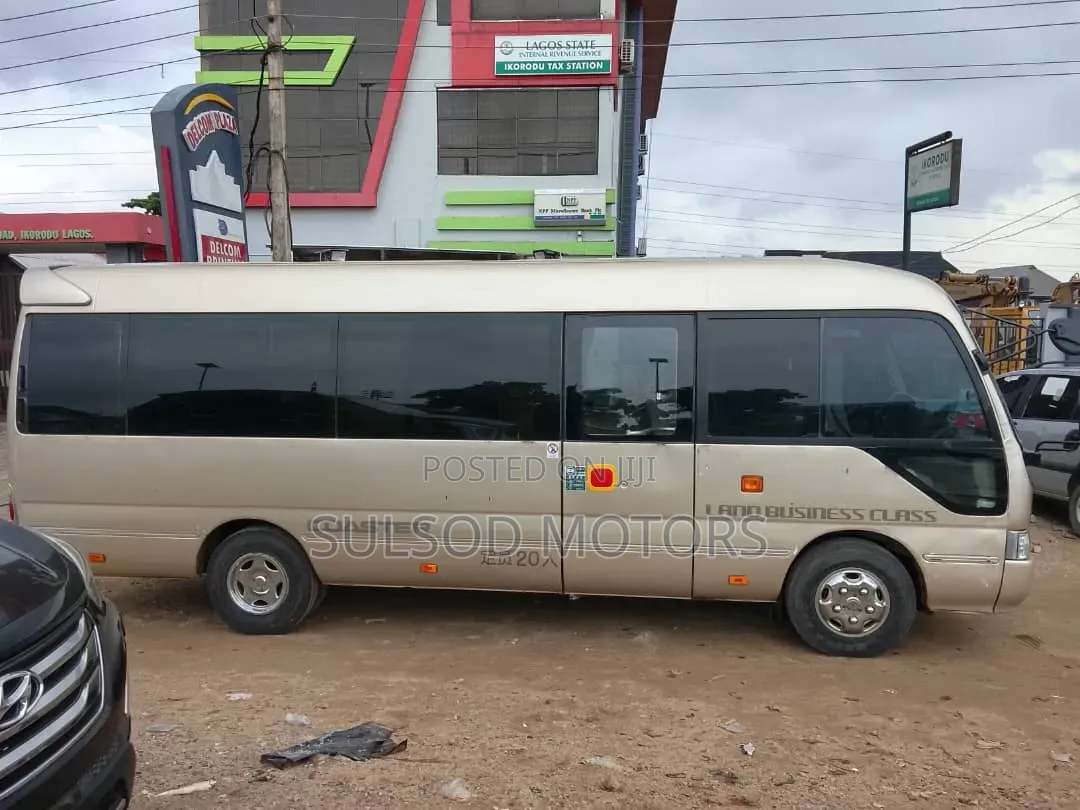 Toyota Coaster 2008 Gold