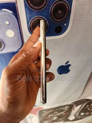 Apple iPhone X 64 GB White