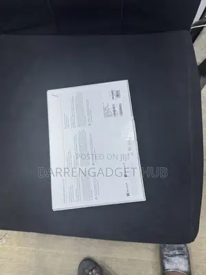 Microsoft Surface Pro Copilot+ PC 12 16GB Qualcomm Snapdragon X Plus