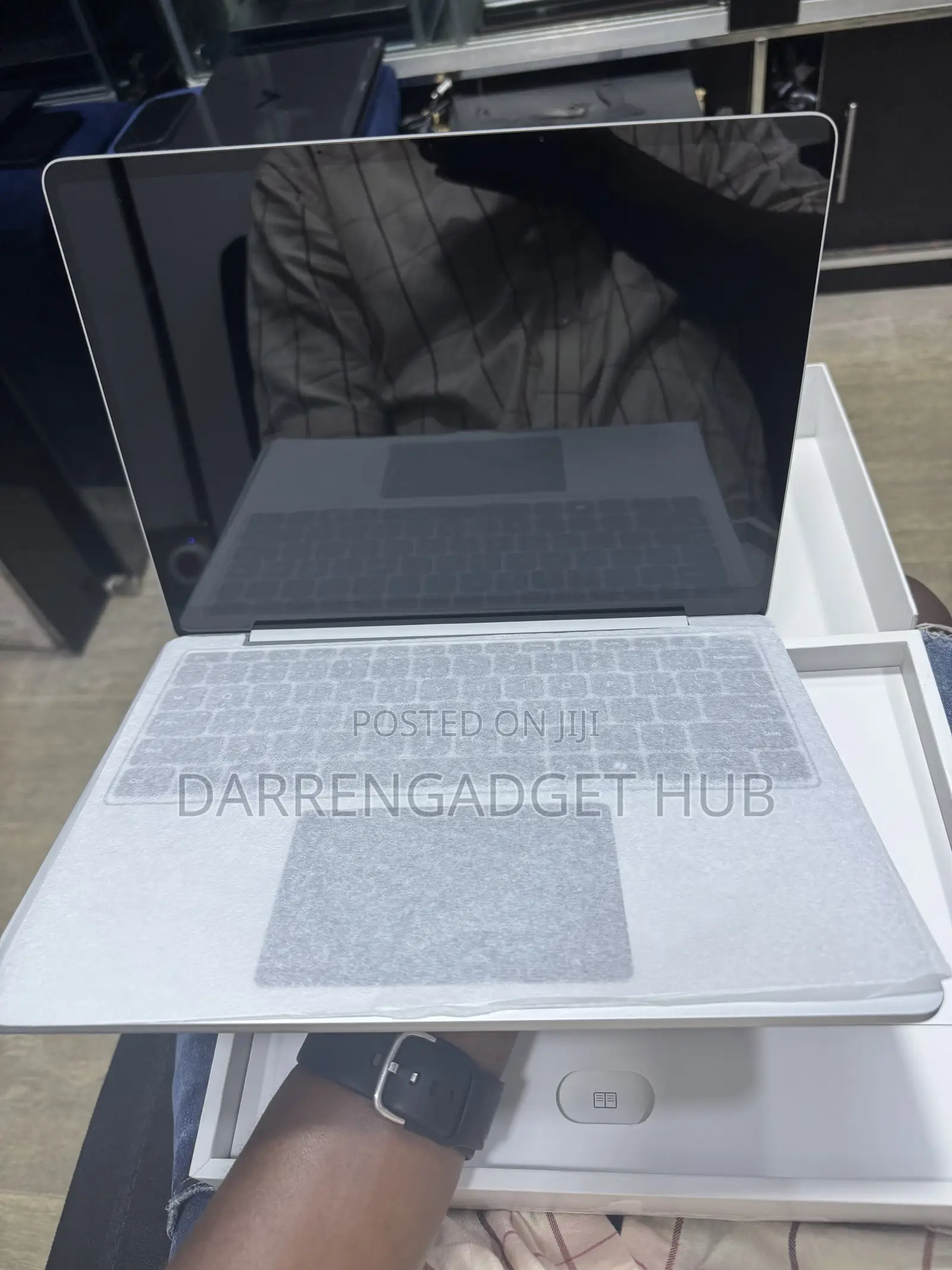 New Microsoft Surface Laptop 7 16GB Qualcomm Snapdragon X Plus 512GB
