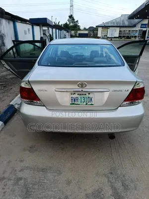Toyota Camry XLE 4dr Sedan (2.4L 4cyl 4A) 2004 Maroon