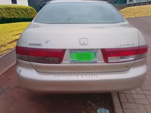 Honda Accord 2004 Silver