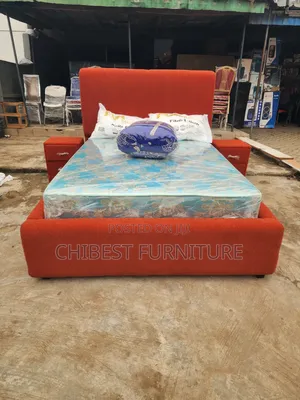 High Quality Brand New Upholstery Padded Bed