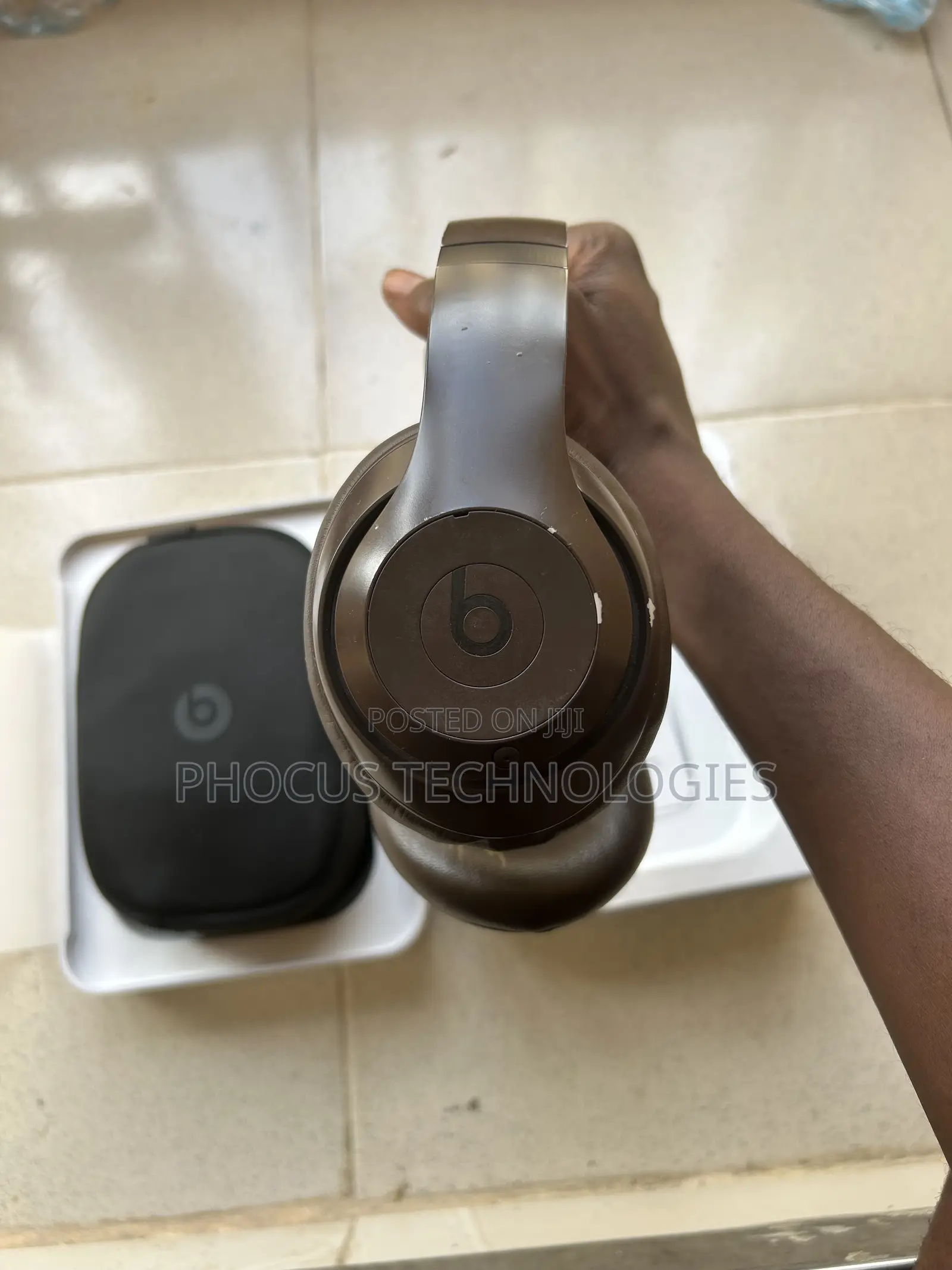 Open Box Beats Studio Pro