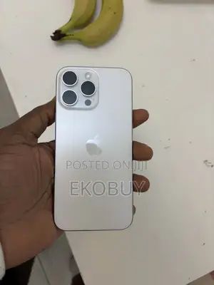 Apple iPhone 16 Pro Max 256 GB White
