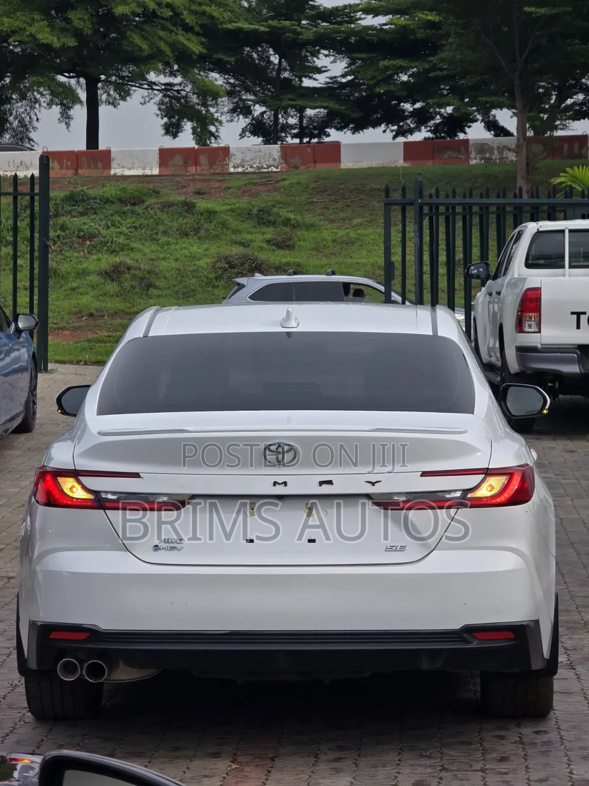Toyota Camry 2024 White
