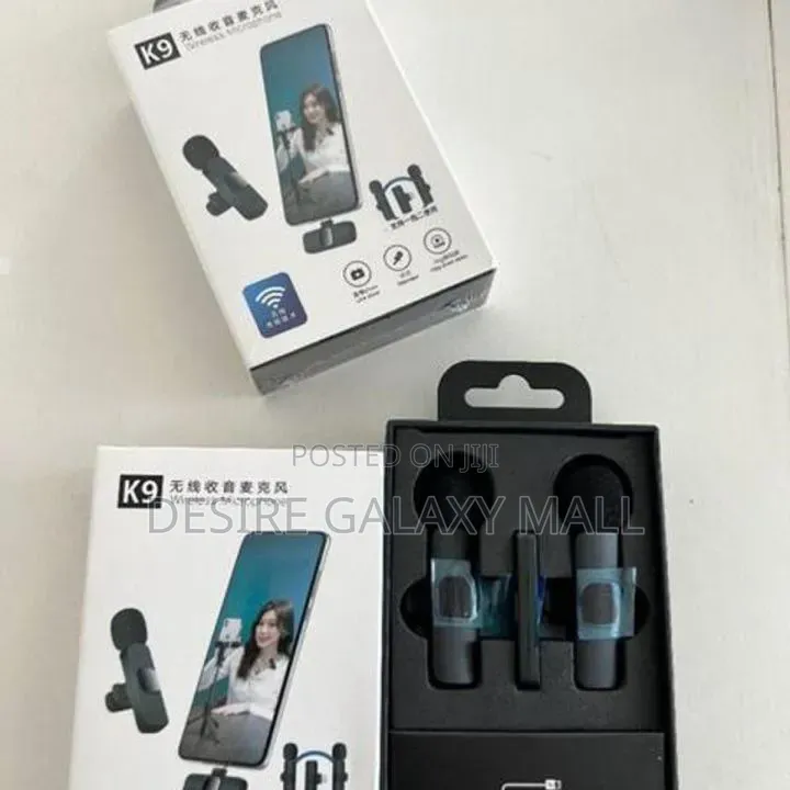  Dual Wireless Lapel Microphone Set