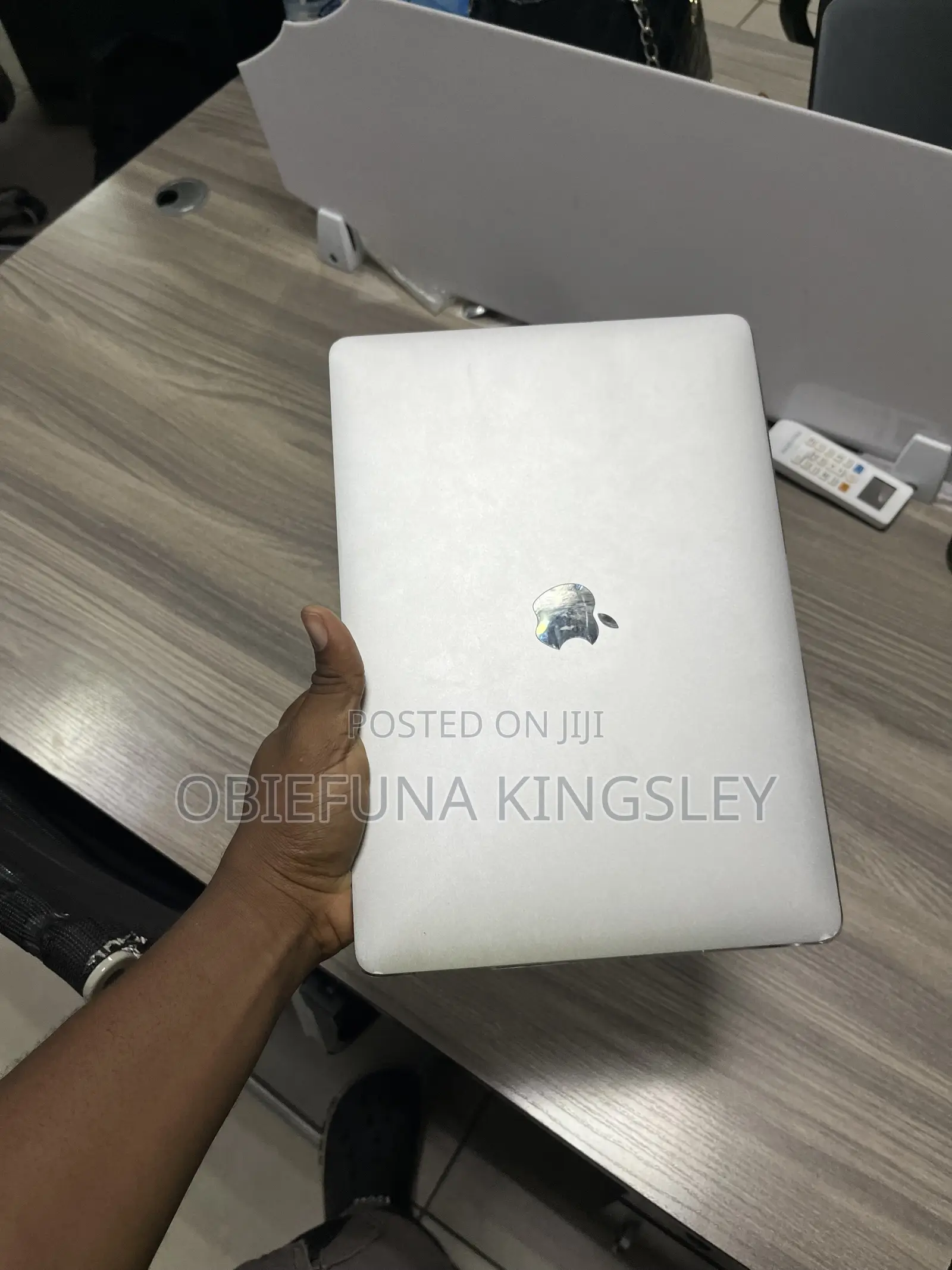 Laptop Apple MacBook Pro 2019 8GB Intel Core i5 HDD 512GB