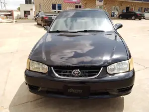 Toyota Corolla 2002 Black