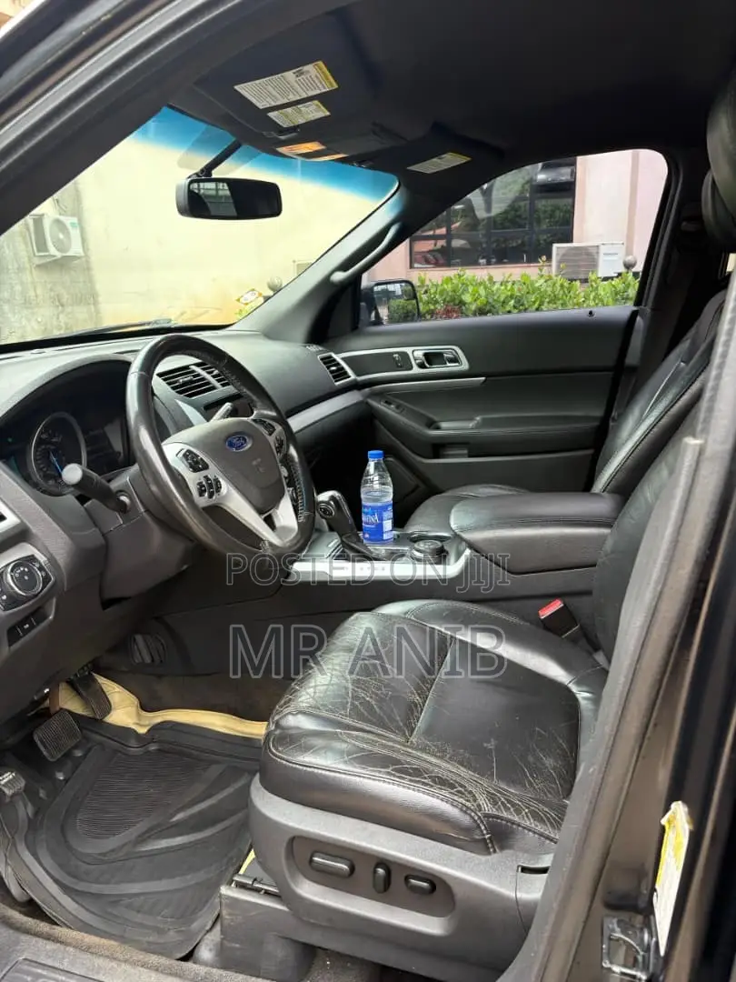 Ford Explorer 2014 Black
