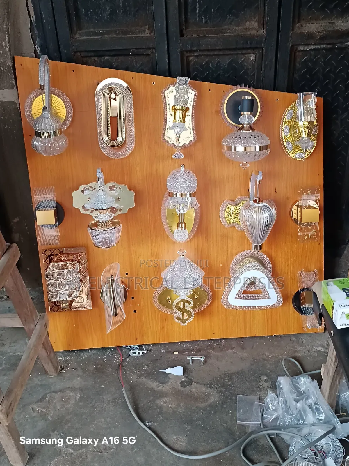 Quality Wall Lights Available in Different Designs