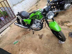 Suzuki GSX-S150 2022 Green