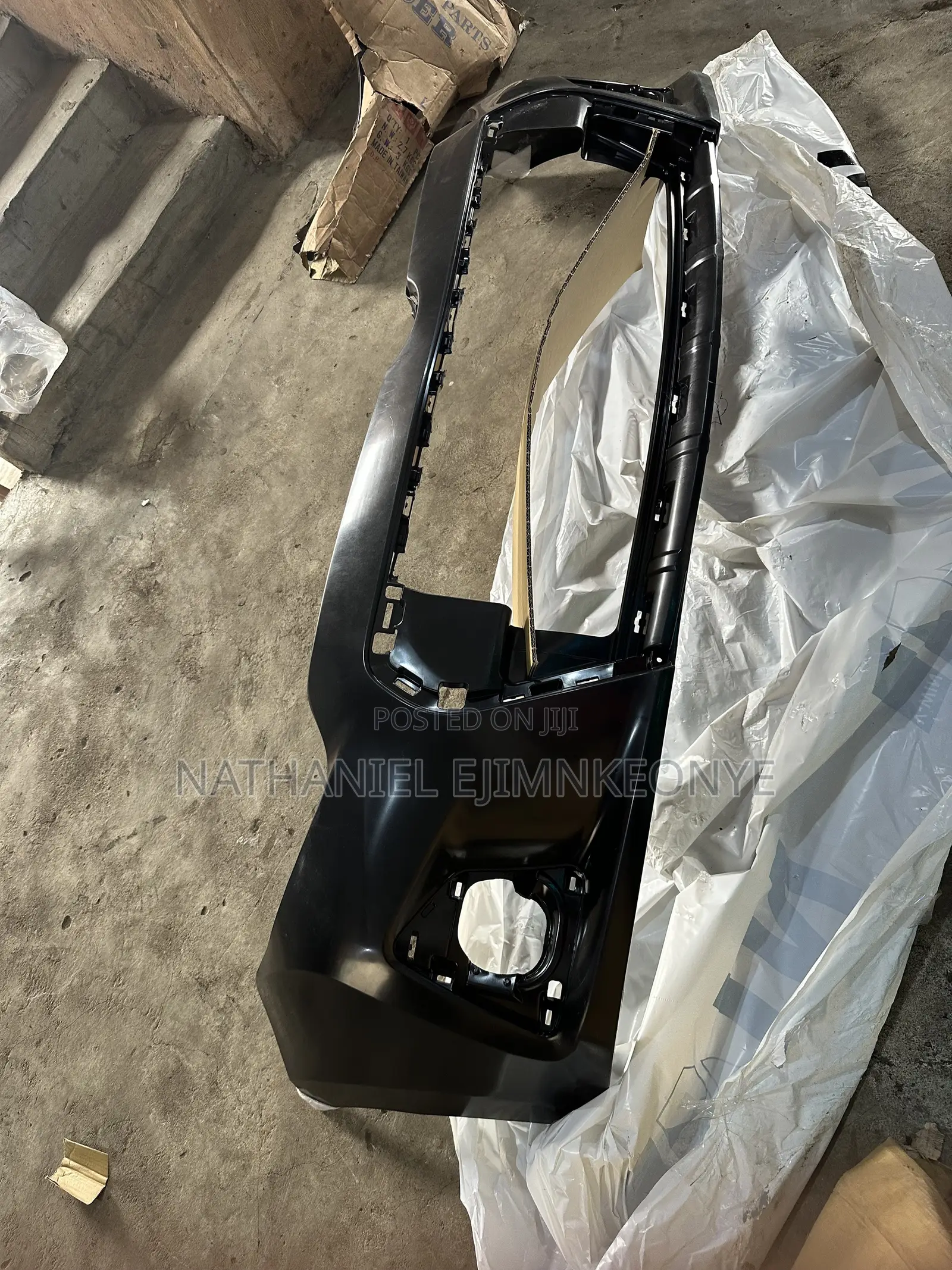 Front Bumper Corolla 2014 Se