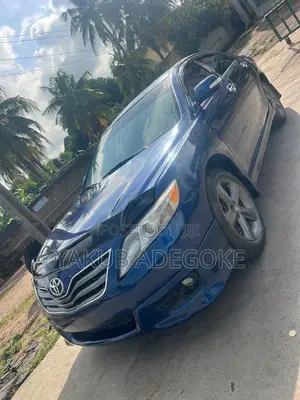 Toyota Camry 2011 Blue