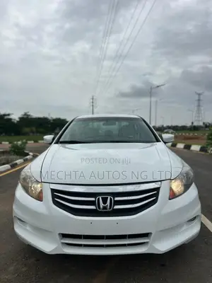 Honda Accord 2.0 Sedan Automatic 2012 White