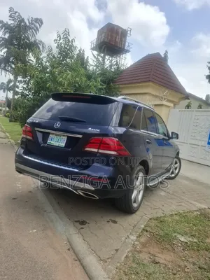 Mercedes-Benz GLE-Class 2016 Blue