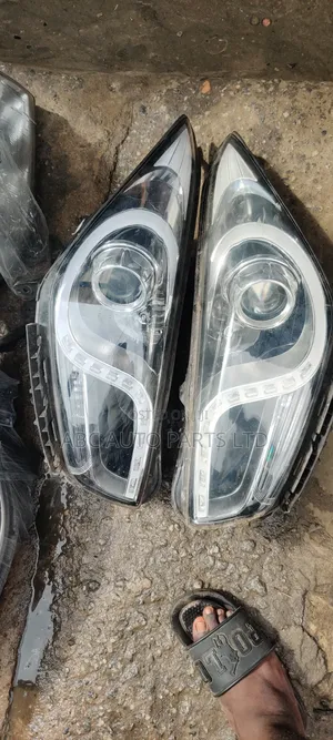 Headlight Hyundai I40