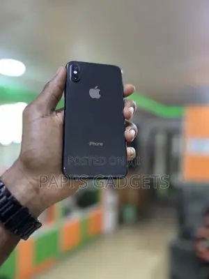 Apple iPhone XS 64 GB Black