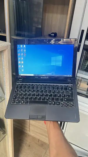 Laptop Lenovo IdeaPad S205 6GB AMD HDD 320GB