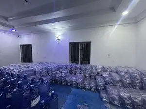 Lekki Table Water