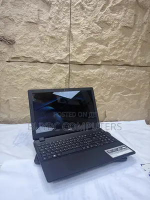 Laptop Acer Aspire 15 4GB Intel Celeron HDD 500GB