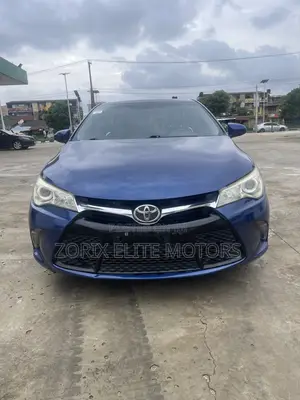 Toyota Camry 2016 Blue