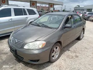 Toyota Corolla 2004 Gray