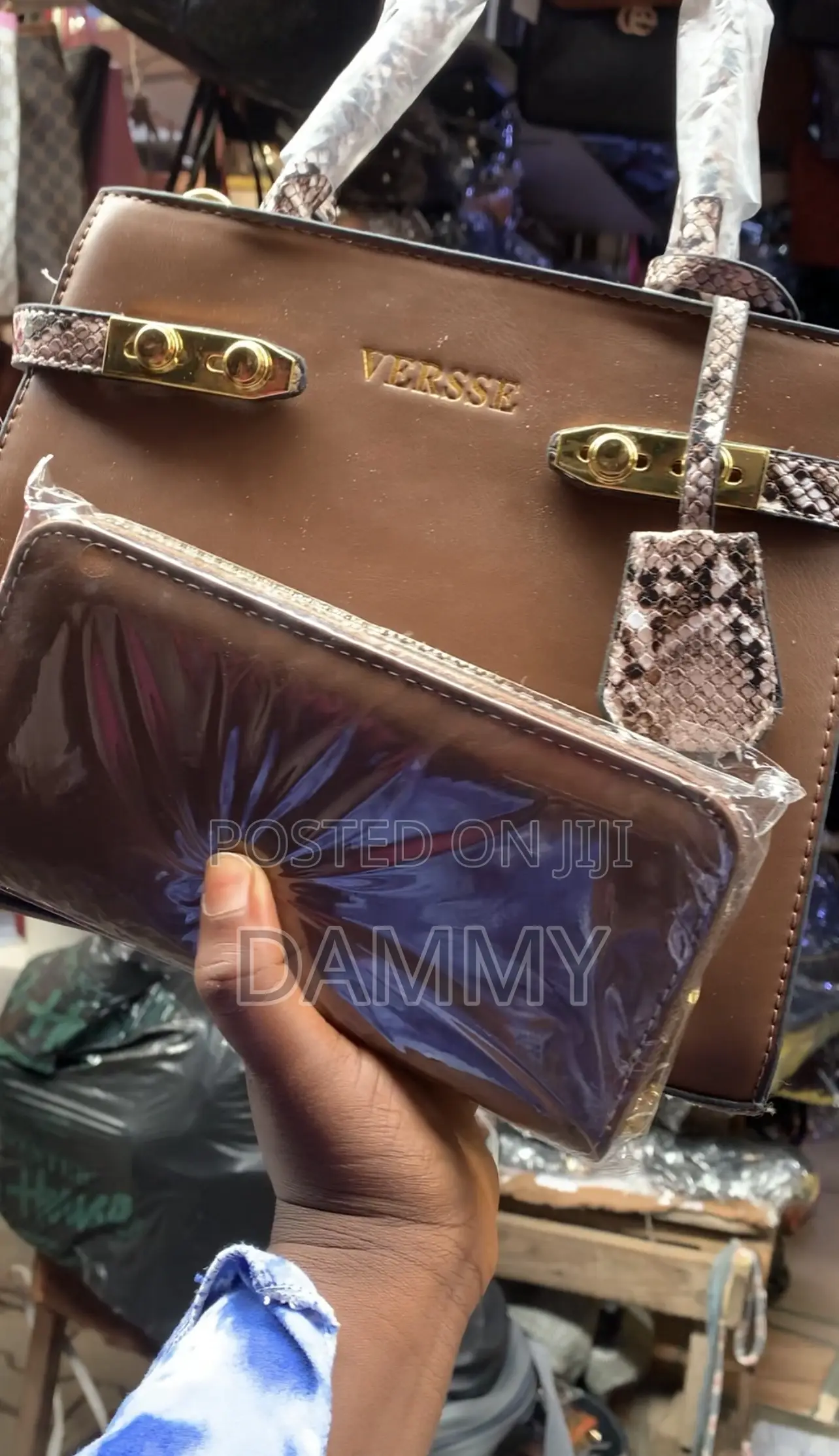 Versse Handbag Features a Brown Leather Exterior