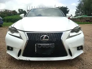 Lexus IS 2014 White