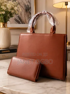 Bb Female Handbag